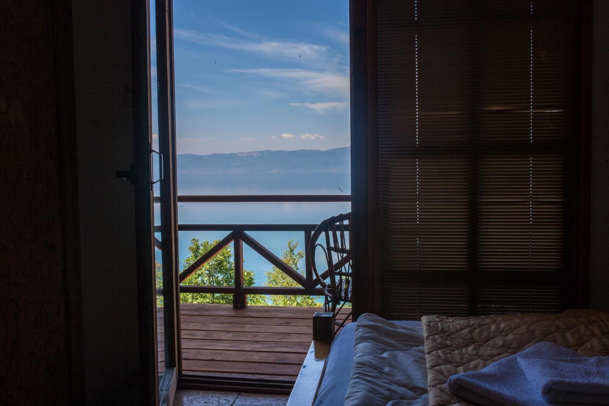 Robinson Sunset Guest House Лагадин Номер фото