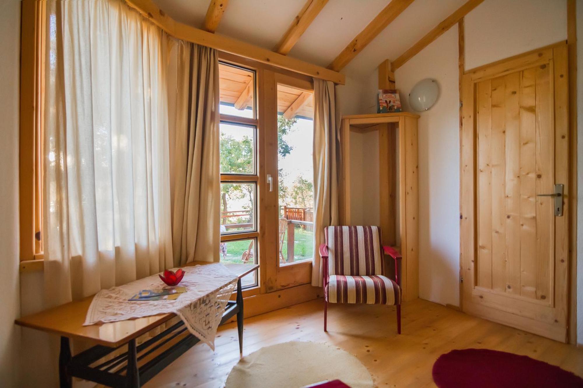 Robinson Sunset Guest House Лагадин Номер фото