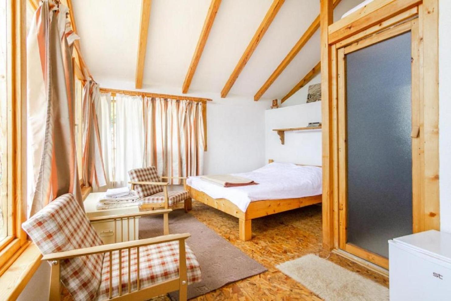 Robinson Sunset Guest House Лагадин Номер фото